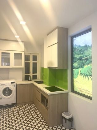 Nice 2 – bedroom apartment in Truc Bach, Ba Dinh for rent