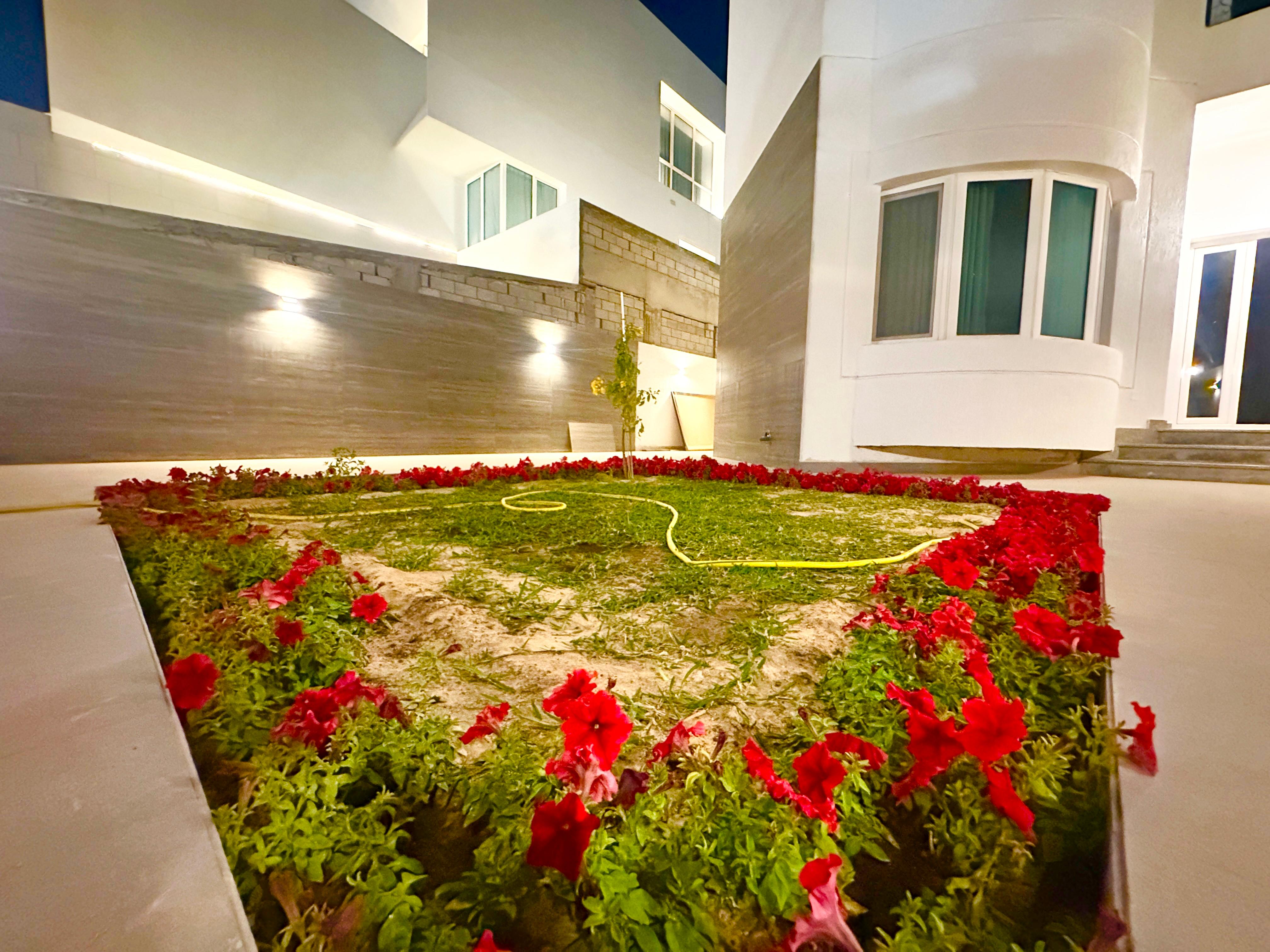 Renovated Five bedroom villa for rent in Al bida