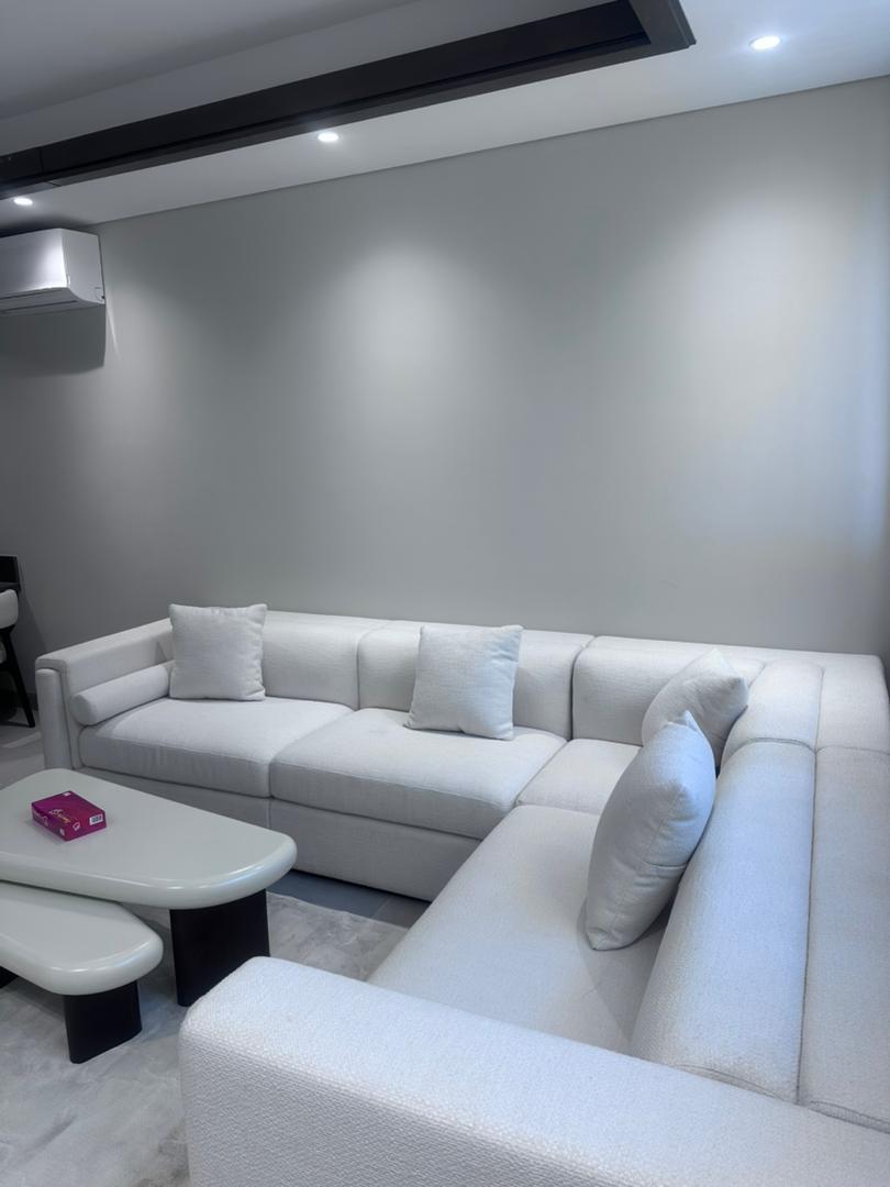 FURNISHED 2-ROOM APARTMENT FOR RENT