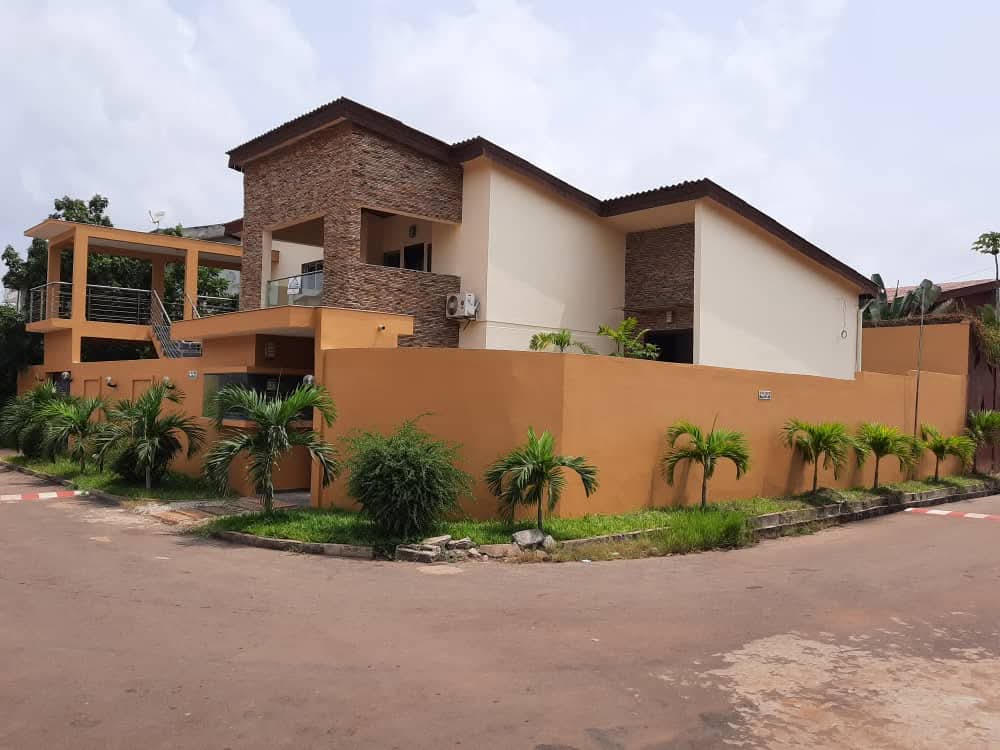 ALQUILER VILLA DE 7 HABITACIONES GRAND BASSAM ROSIER 3