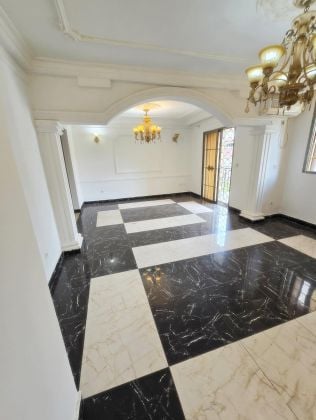 APARTAMENTO DE 2 HABITACIONES EN ALQUILER EN BASTOS 