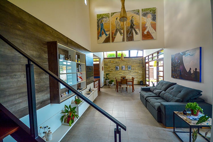  Contemporary design with a beachy vibe.