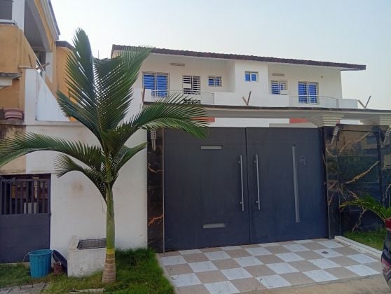 Bassam cité rosier Vente Duplex Villa 6 pièces 