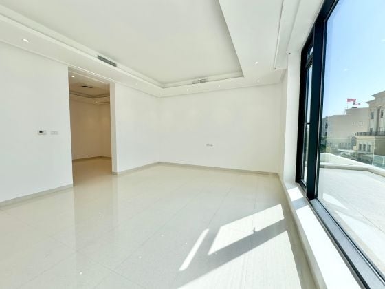 Five bedrooms spacious floor for rent in Fnaitees