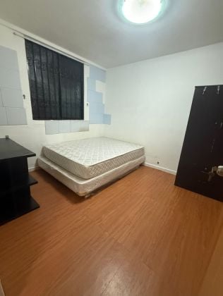 Room for Rent: 5-Minute Walk to Tiong Bahru MRT and Tiong Bahru Plaza