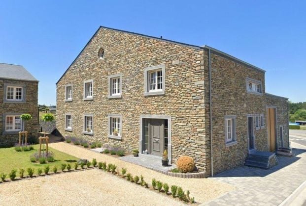 Belgique 6880 Jéhonville : agréable maison en pierres, 2 ch, ...