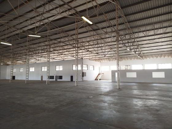 TANJOMBATO – LARGE WAREHOUSE OF 4050M² WITH LARGE PARKING AND ...