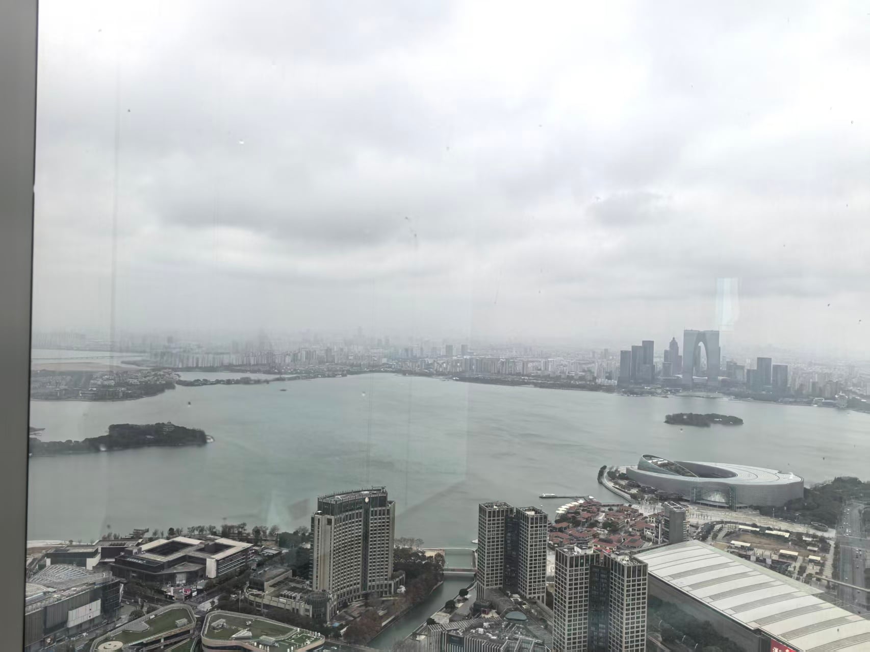 Amazing brand new mansion with amazing lake city view