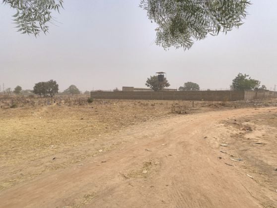 OPPORTUNITÉ EXCEPTIONNELLE : TERRAIN DE 1050 M² À ...