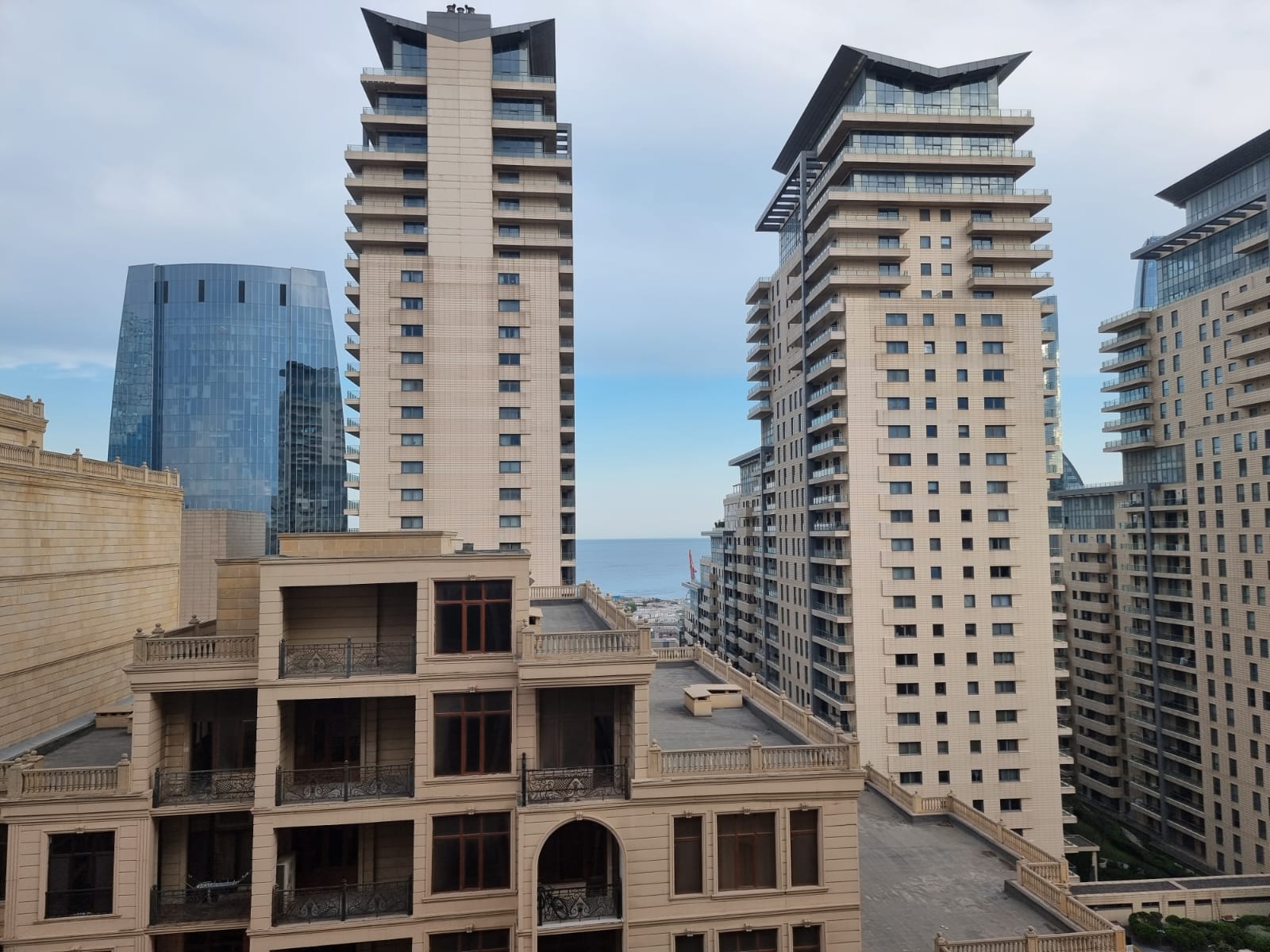 1 BDR apt opposite Port Baku Residence