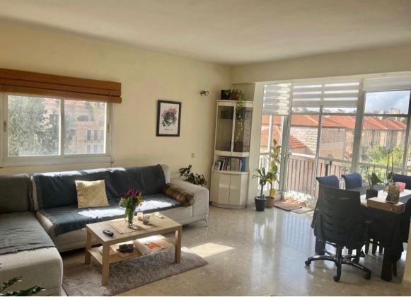 Beautiful apartment furnished 2 bedroom 