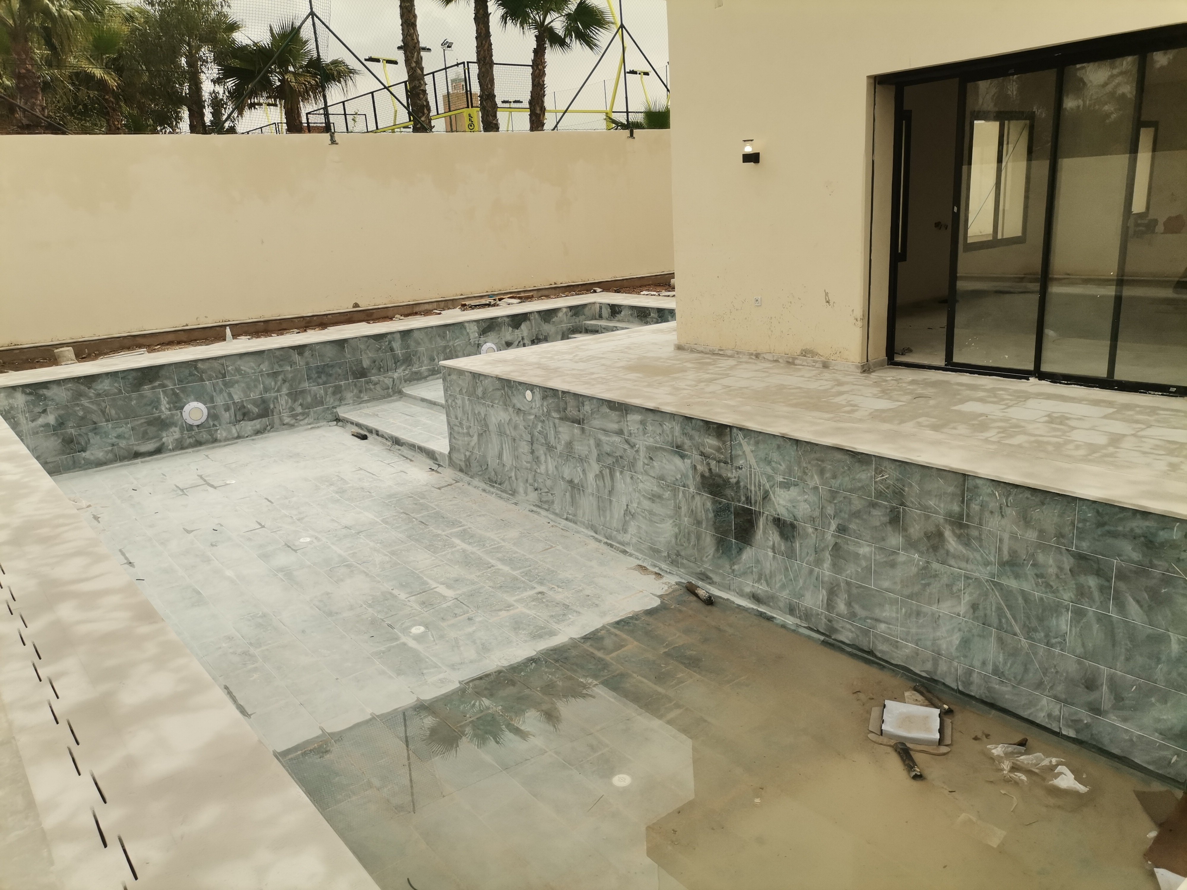 Semi-finished villa for sale in Targa 