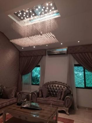 For sale in Riviera Golf Beverly Hills, a 13-room duplex with a swimming ...