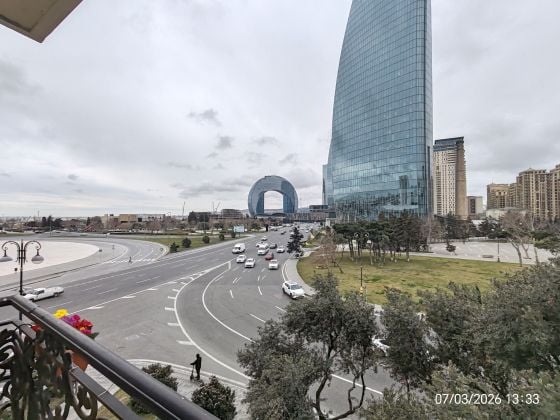 2 bədroom Sea view apartment opposite the  boulevard and Port Baku 