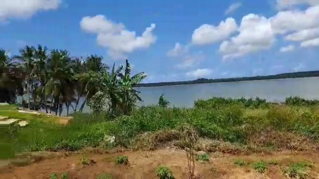 Songon Land 3000 M2 beachfront 