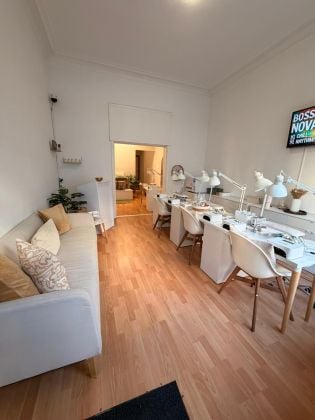 IXELLES-CHATELIN louise – Commercial space in an art deco house