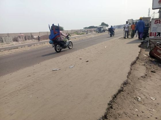 Commercial plot for sale on Boulevard Lumumba – Terre Jaune district