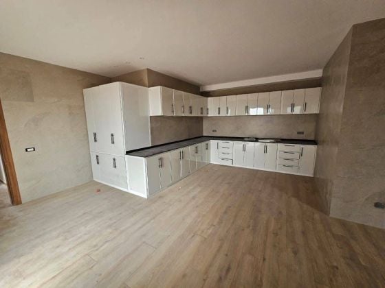 12-ROOM PENTHOUSE-MEZZANINE WITH PRIVATE POOL 