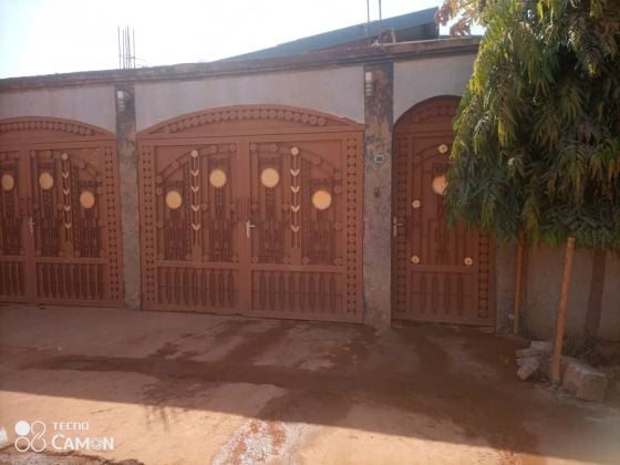 UNE MAGNIFIQUE VILLA MODERNE DE TYPE F5 A GARGHIN EN VENTE SUR PERFECTOR ...