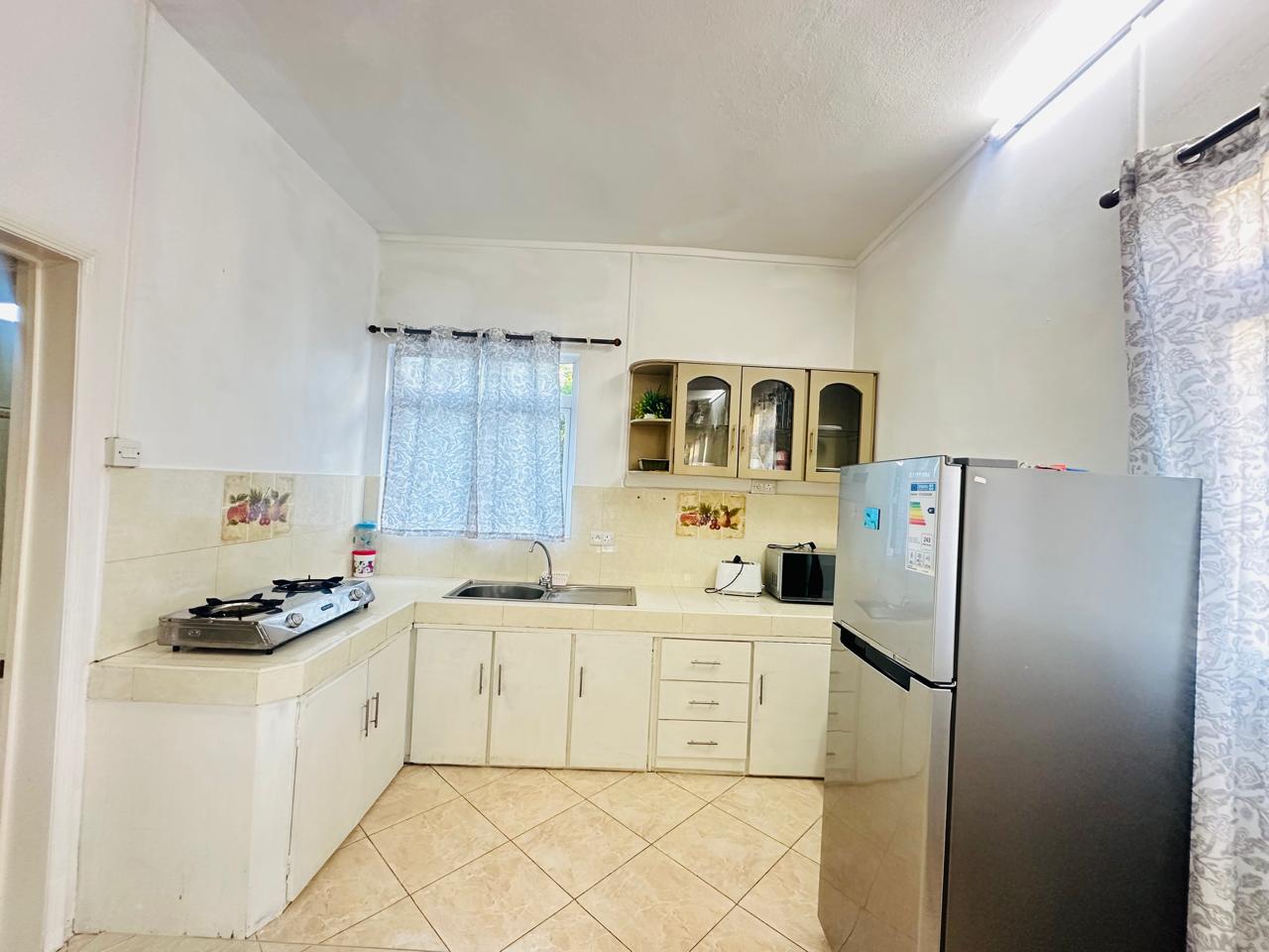 “2-Bedroom Apartment – Pointe aux Canonniers – 27,000 MUR / month”