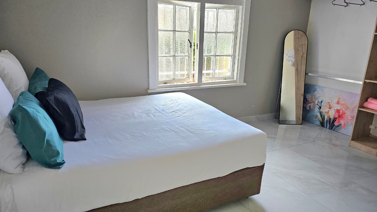 Spacious 4 bedroom House