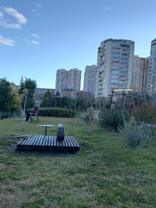 1 BDR flat close to Central park