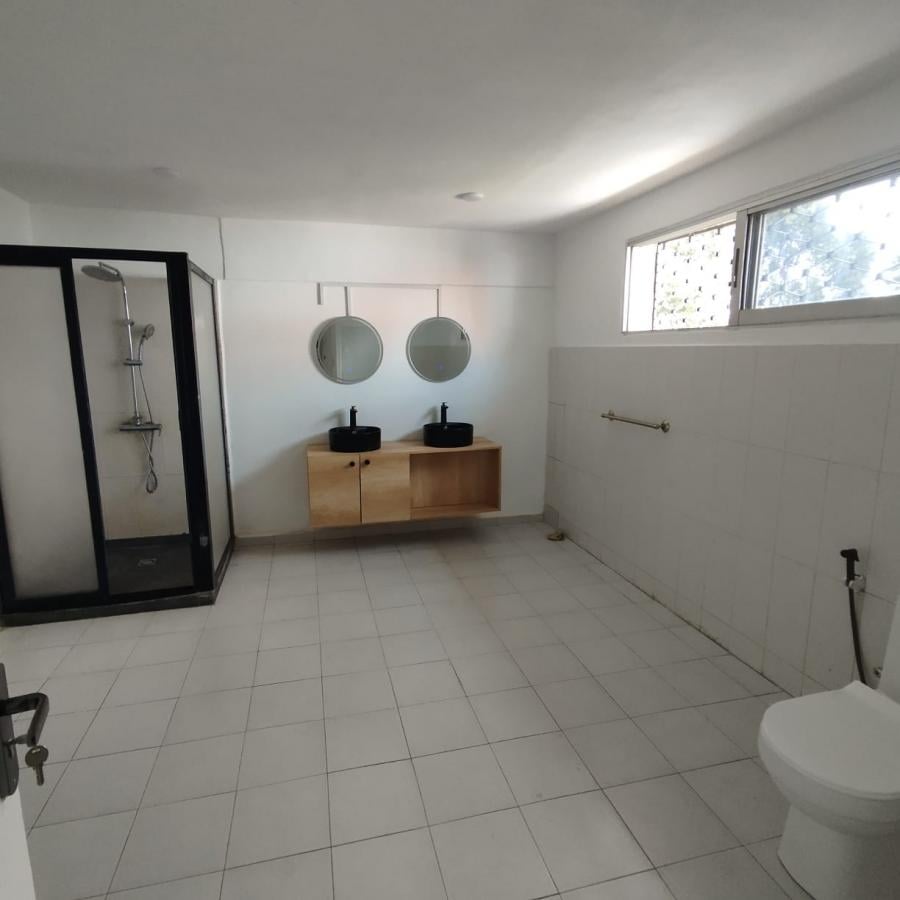 IVANDRY GRANDE VILLA T5 DE STANDING AVEC PISCINE – GRAND JARDIN ARBORé ET GROUPE ELECTROGENE DANS LE LOTISSEMENT BONNET A 2 PAS DES ECOLES – REF : 2026-IVV0302