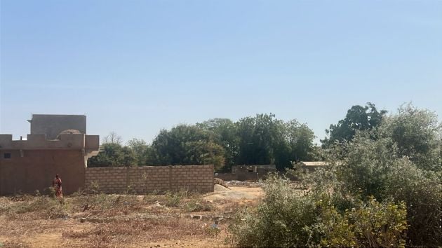 Terrain de 400 mètres carrés à vendre à ...