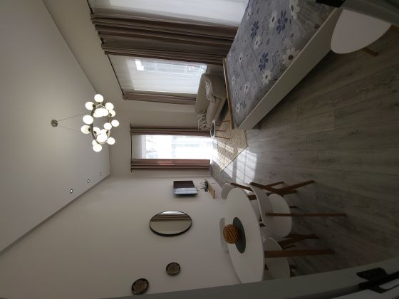 Studio for rent in the center of Fontaine square 