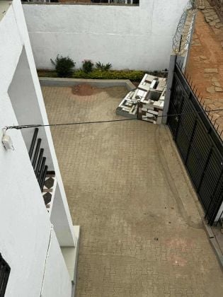 Furnished 2-Bedroom Apartment for Rent – Tsimbazaza, Antananarivo