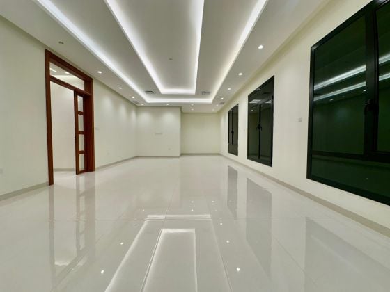 Brand new Ground floor Four bedrooms for rent in Jabriya