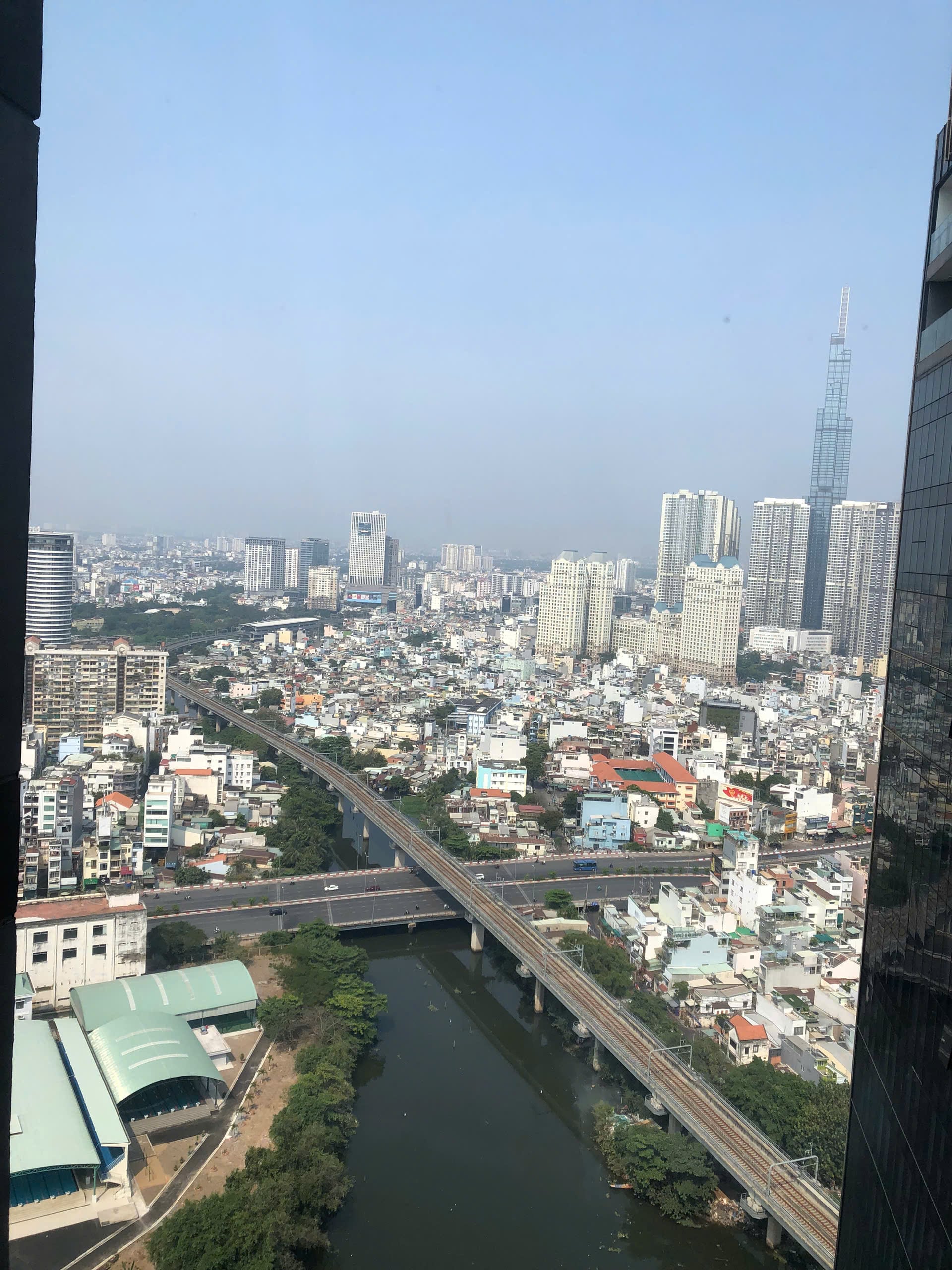 Vinhomes Golden River open view 