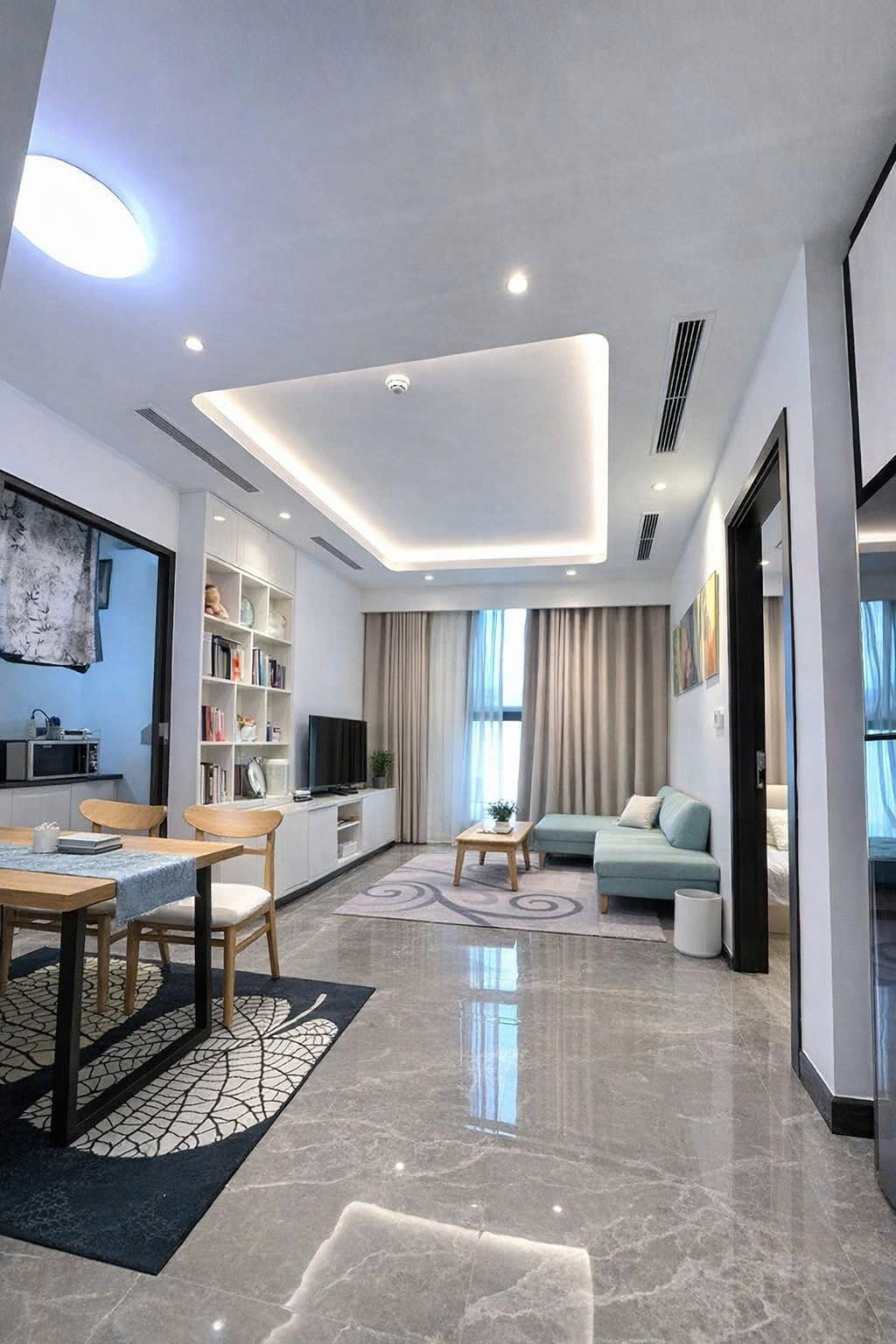 FOR SALE: HIGH-END 2-BEDROOM APARTMENT – NO. 8 NGUYEN HONG