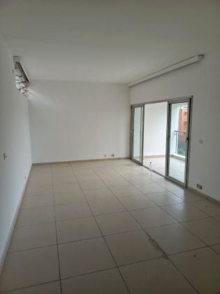 Riviera golf1 en location un appart de 3 chambres sallon