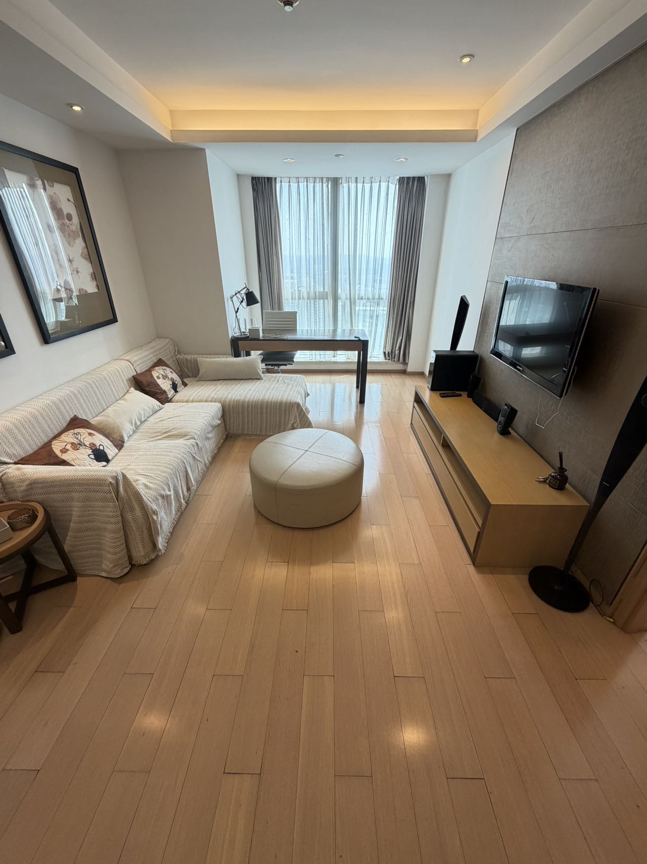 Global 188/central one bedroom/xinghai  square/service apartment