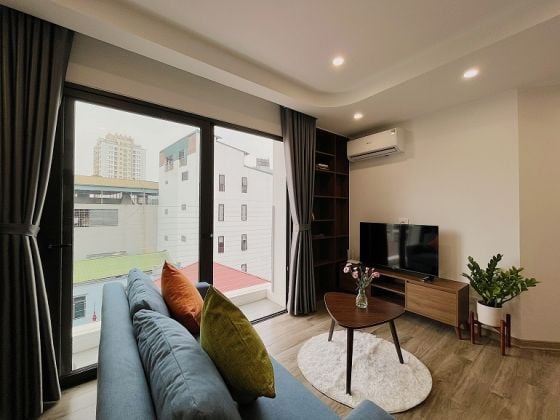 Nice, bright 1 – bedroom apartment with balcony in Au Co street, Tay ...