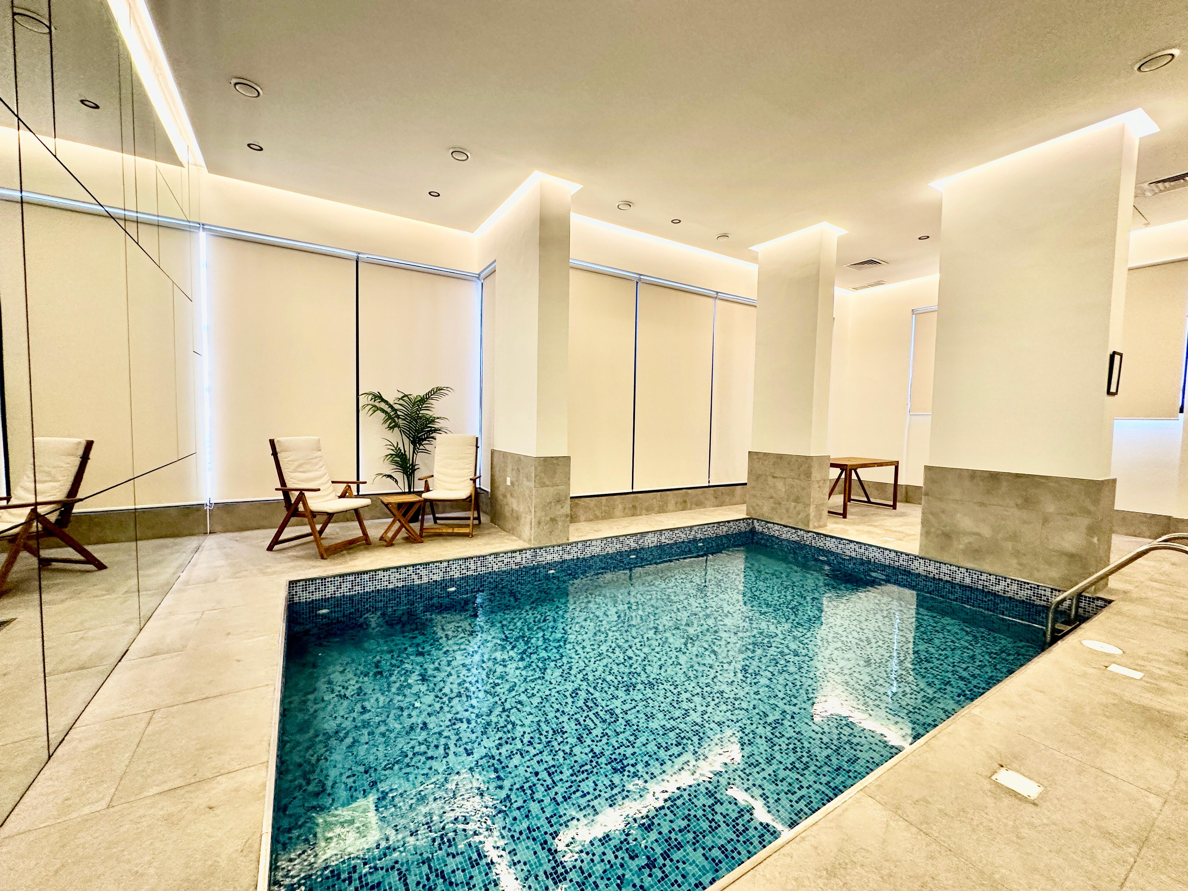 Fully Furnished Two bedroom apartment for rent in Salmiya,Close to Gulf road.