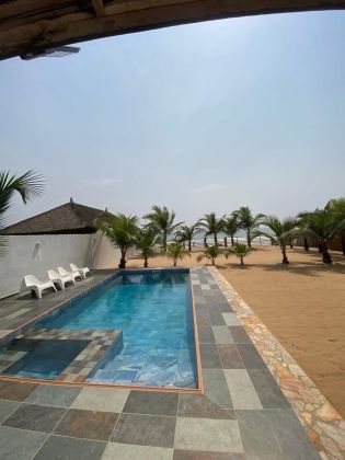 Maison d'hôtes à grand bassam en bordure mer 