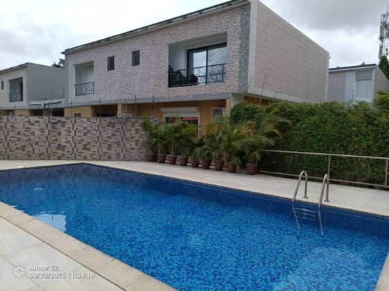 Riviera 3, colegio internacional, preciosa casa de 5 habitaciones con ...