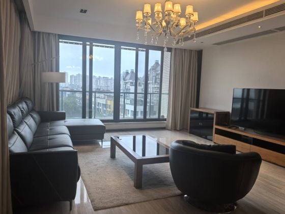 Jin ji lakeview apts with 4 rooms and big winter garden