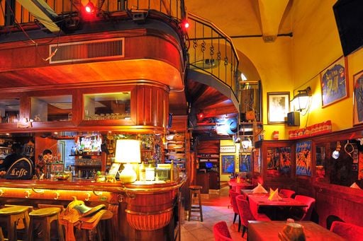 Cessione Attività Hospitality Chiavi in Mano nel Cuore di Firenze