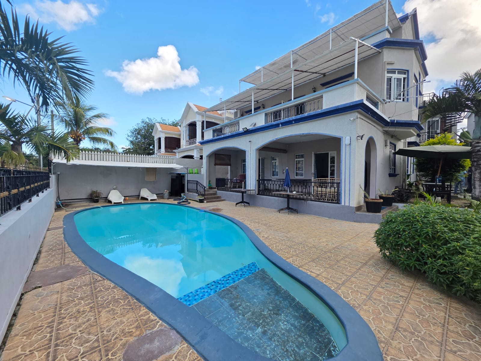 STUDIO À LOUER – TROU AUX BICHES