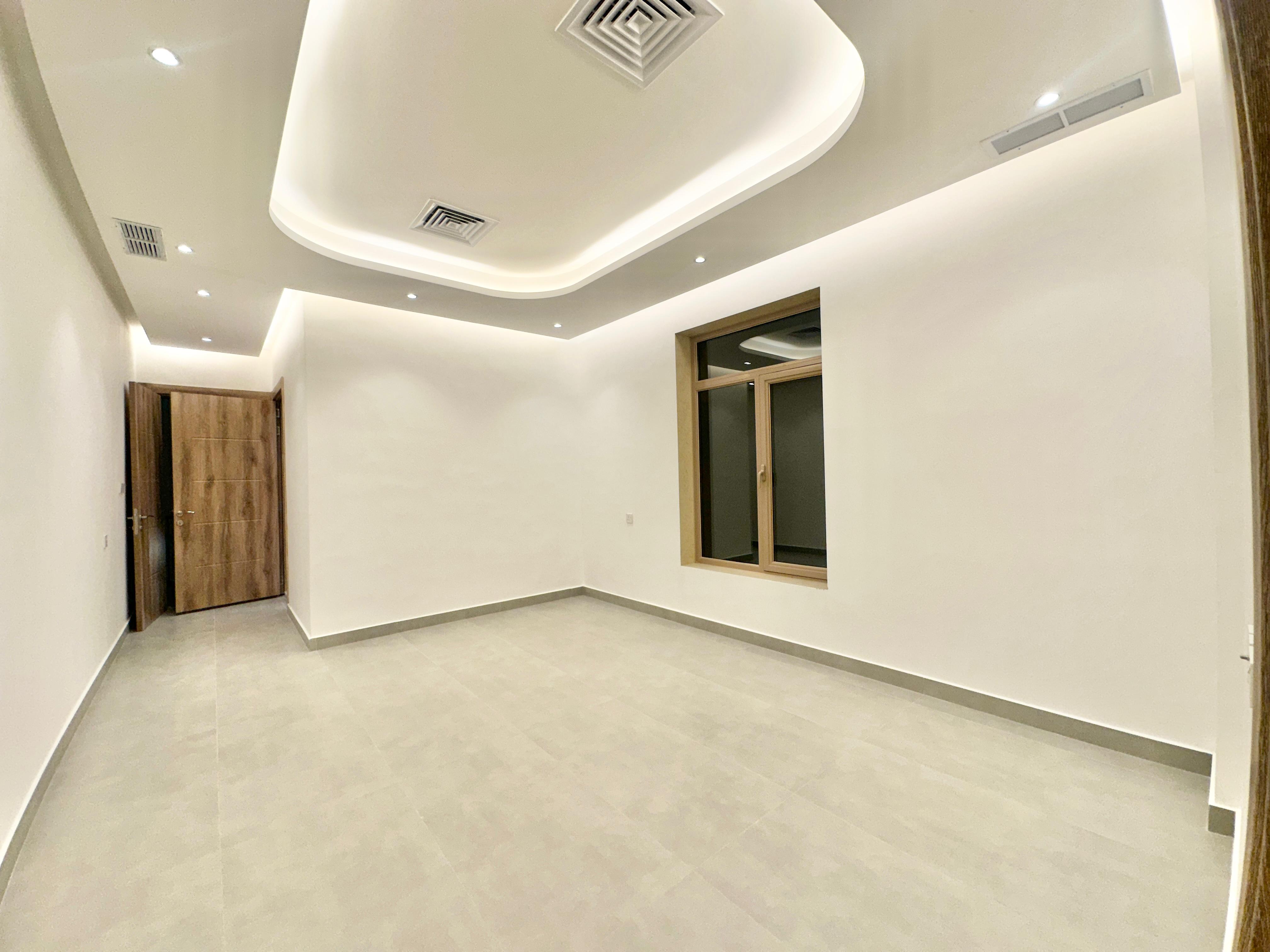 Brand new Roof top three bedroom floor for rent in zahara