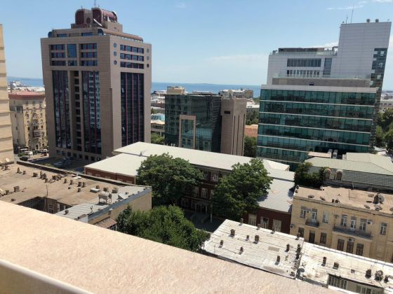 2 BDR Apartment for rent at the Fountains Square