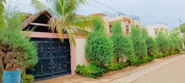 OPPORTUNITÉ À SAISIR – DUPLEX ...