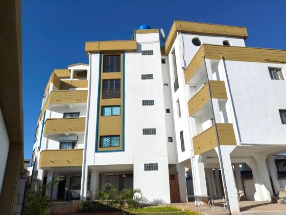 STUDIO MEUBLÉ À MANDROSOA IVATO 