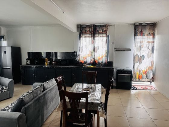 Modern En-suite Shared Rooms for Rent – Vacoas 