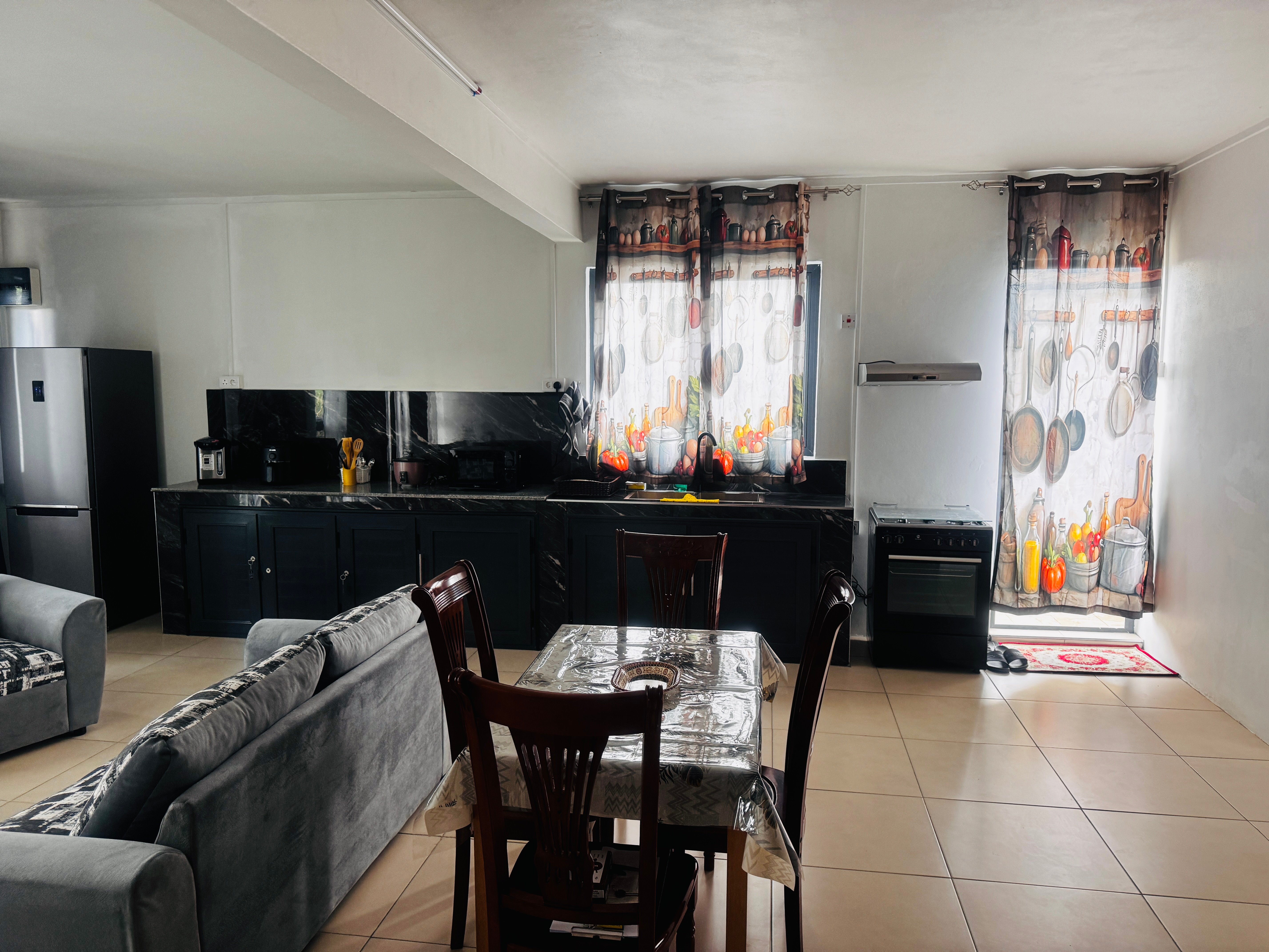 Modern En-suite Shared Rooms for Rent – Vacoas 