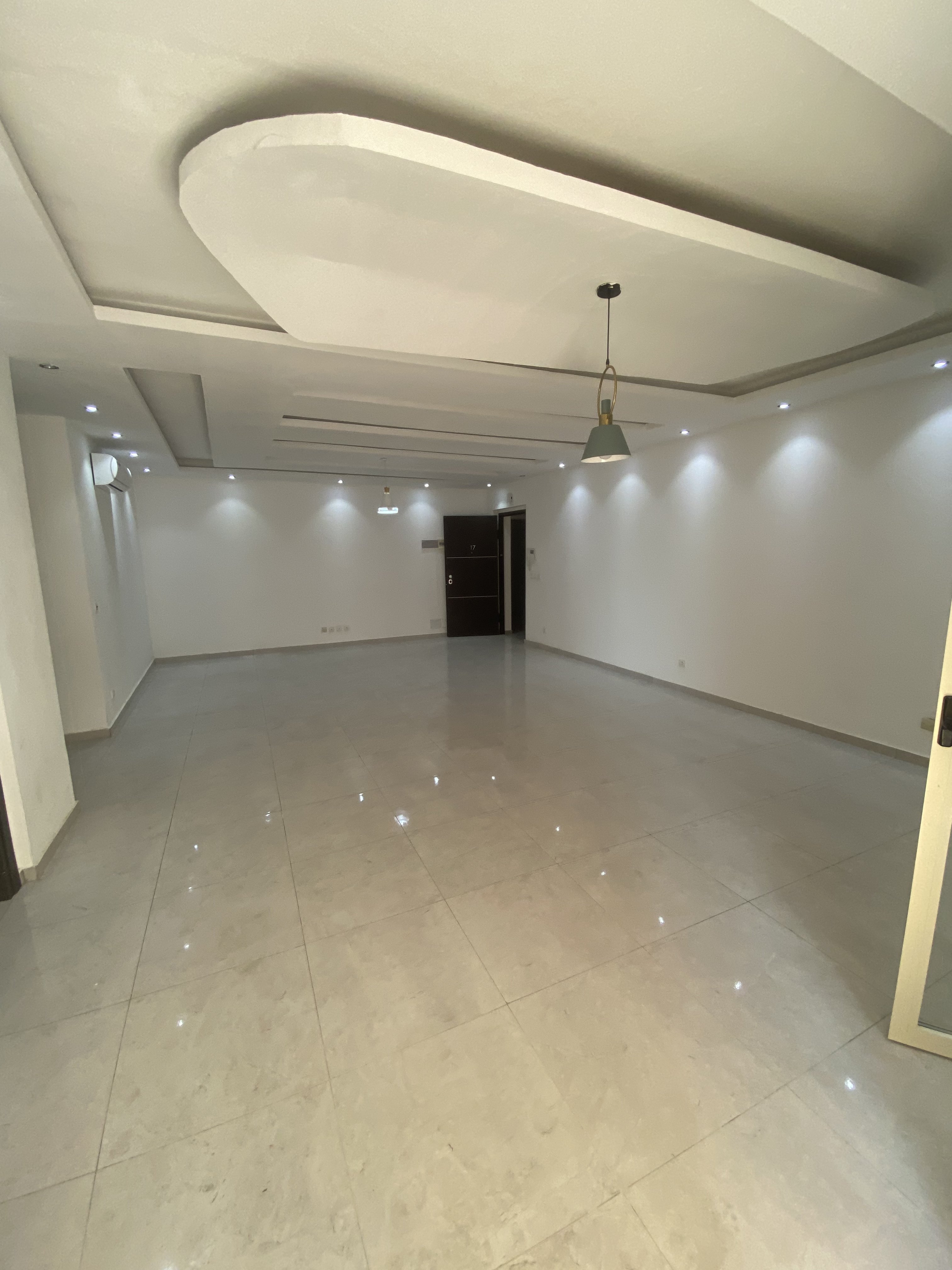 APPARTEMENT HAUT STANDING EN VENTE À BASSAM CITÉ ITALIA