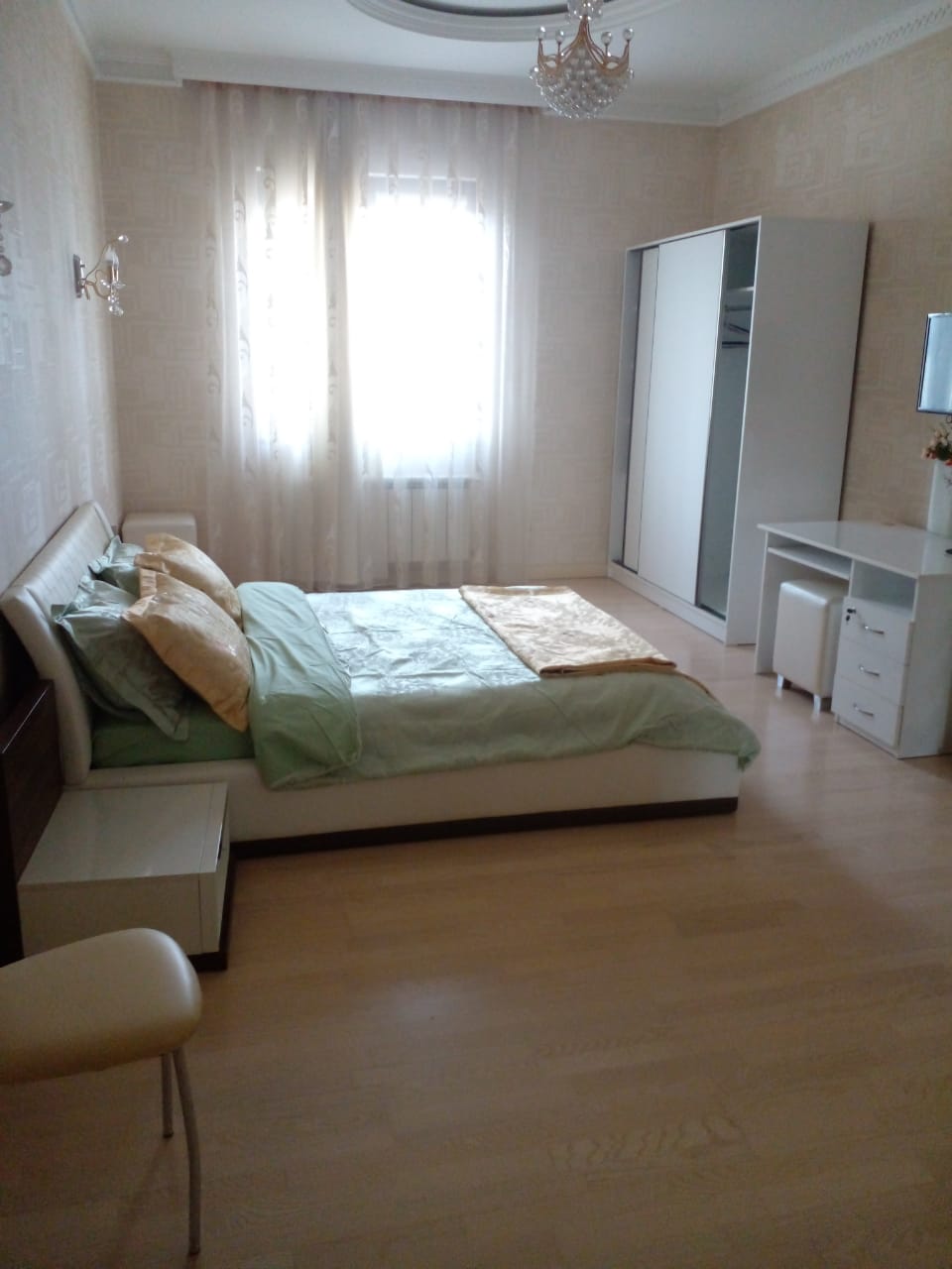 3 bedrooms  and 3 bathrooms apartment for rent in the building Clock Tower. in front of Russian embassy and an Embassy of Uzbekistan 